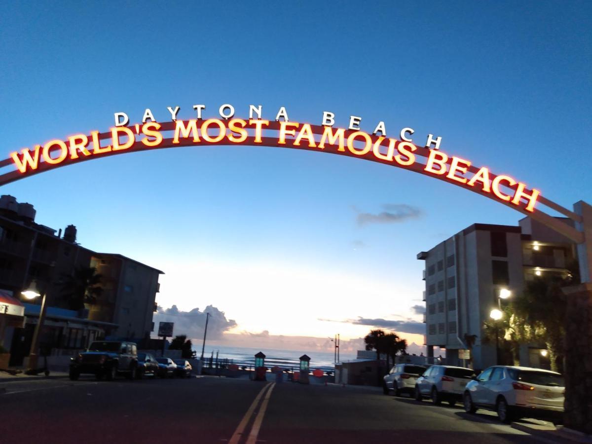 Apartmán Ocean Balmy Warm Healing Breeze Under Sapphire Sky Year Round On Sunny Balcony Daytona Beach Exteriér fotografie